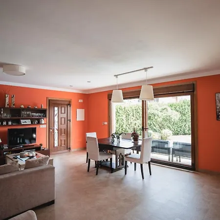 Os Castanos Holiday home Caldas De Reis