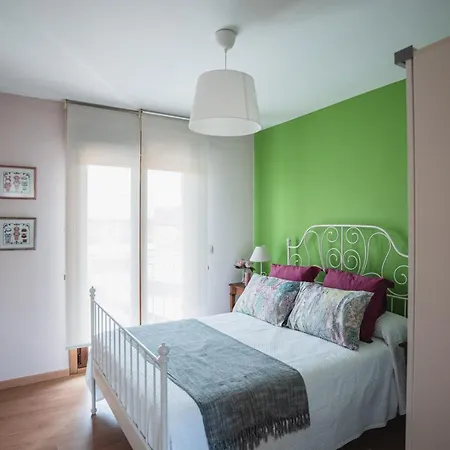 Os Castanos Nyaraló *